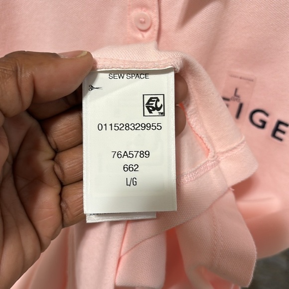 🔥🔥Tommy Hilfiger Woman Polo Size: Large🔥🔥 - Picture 8 of 11